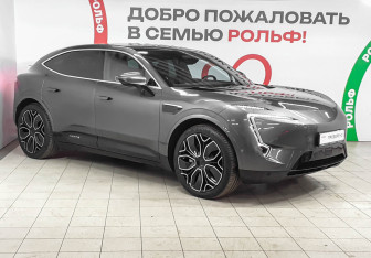 Подержанный автомобиль Avatr 11 2024 года (3 фото)