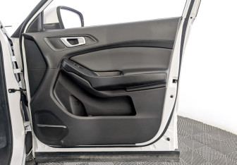 Подержанный автомобиль Chery Tiggo 4 2022 года (25 фото)