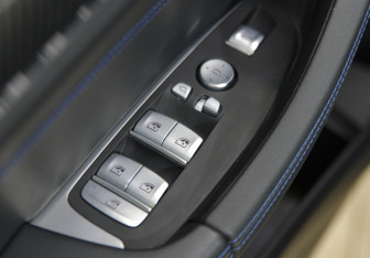 Подержанный автомобиль BMW X3 2021 года (23 фото)