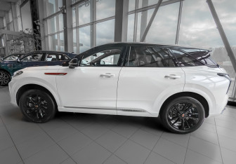 Новый Hongqi HS3 2024 (3 фото)