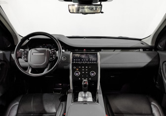 Подержанный автомобиль Land Rover Discovery Sport 2020 года (14 фото)