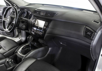 Подержанный автомобиль Nissan X-Trail 2019 года (5 фото)