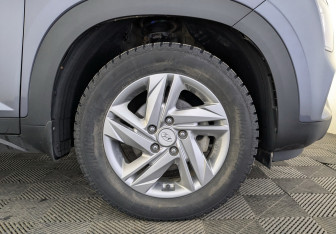 Подержанный автомобиль Hyundai Creta 2022 года (18 фото)