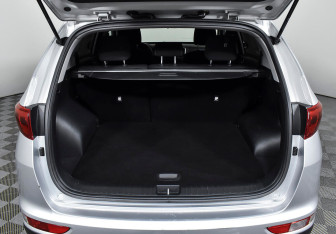 Подержанный автомобиль Kia Sportage 2017 года (16 фото)