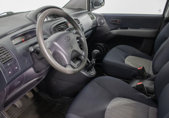 Подержанный автомобиль Hyundai Matrix 2008 года (10 фото)