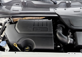 Подержанный автомобиль Land Rover Discovery Sport 2018 года (9 фото)