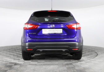 Подержанный автомобиль Nissan Qashqai 2016 года (6 фото)