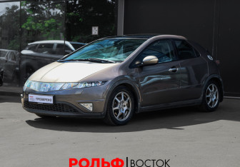 Подержанный автомобиль Honda Civic Hatchback 2007 года (1 фото)