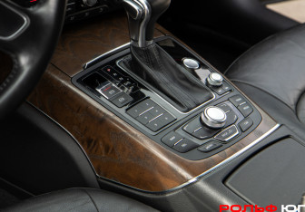 Подержанный автомобиль Audi A6 Sedan 2014 года (15 фото)
