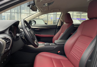Подержанный автомобиль Lexus NX 2020 года (23 фото)
