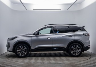 Подержанный автомобиль Chery Tiggo 7 Pro Max 2024 года (8 фото)