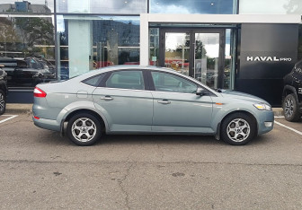 Подержанный автомобиль Ford Mondeo Sedan 2009 года (4 фото)