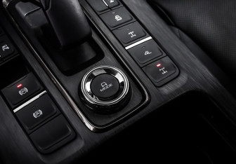 Подержанный автомобиль Haval H9 2024 года (23 фото)