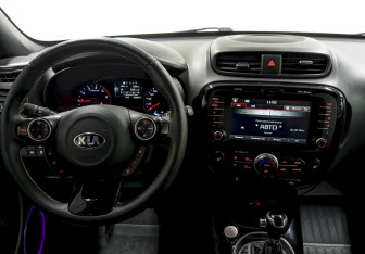 Подержанный автомобиль Kia Soul 2015 года (22 фото)