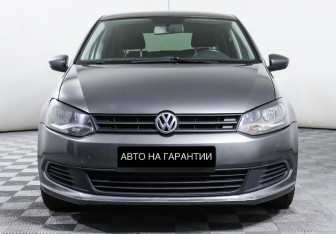Подержанный автомобиль Volkswagen Polo Hatchback 2010 года (2 фото)