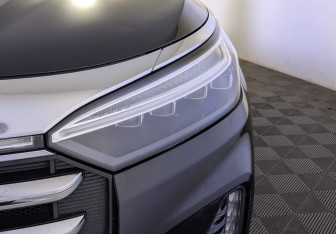 Подержанный автомобиль Exeed VX 2023 года (16 фото)