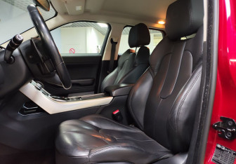Подержанный автомобиль Land Rover Range Rover Evoque 2012 года (10 фото)