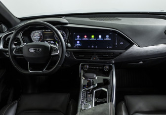 Подержанный автомобиль Geely Tugella 2022 года (14 фото)