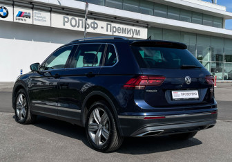 Подержанный автомобиль Volkswagen Tiguan 2017 года (7 фото)