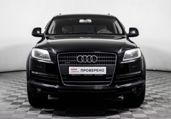 Подержанный автомобиль Audi Q7 2007 года (2 фото)