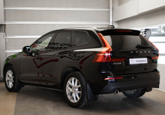 Подержанный автомобиль Volvo XC60 2019 года (6 фото)