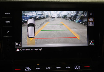 Подержанный автомобиль Volkswagen Touareg 2019 года (16 фото)