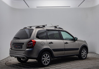 Подержанный автомобиль LADA (ВАЗ) Granta Wagon 2022 года (5 фото)
