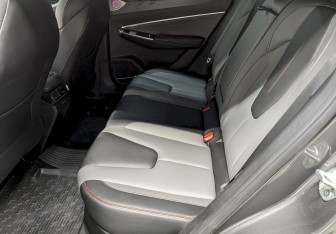 Подержанный автомобиль Geely Cityray 2024 года (16 фото)