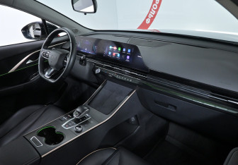 Подержанный автомобиль Omoda C5 2023 года (9 фото)