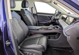 Подержанный автомобиль Voyah Free 2023 года (24 фото)