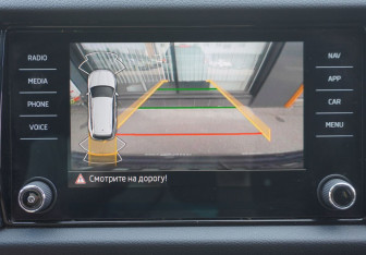 Подержанный автомобиль Skoda Kodiaq 2022 года (15 фото)