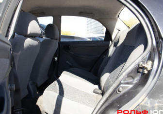 Подержанный автомобиль Chevrolet Lanos 2007 года (8 фото)