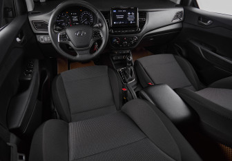 Подержанный автомобиль Hyundai Solaris Sedan 2020 года (12 фото)