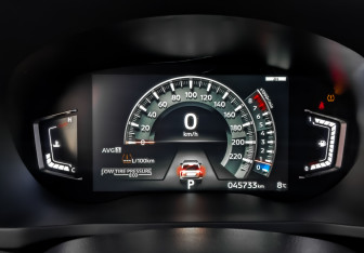 Подержанный автомобиль Mitsubishi Montero Sport 2023 года (13 фото)