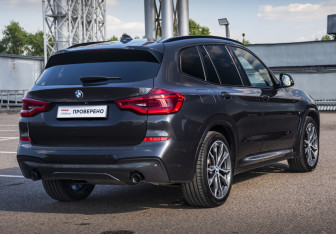 Подержанный автомобиль BMW X3 2019 года (5 фото)