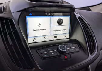 Подержанный автомобиль Ford Kuga 2018 года (26 фото)