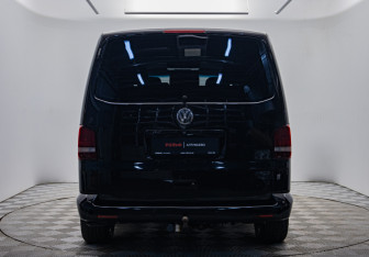 Подержанный автомобиль Volkswagen Multivan 2008 года (4 фото)