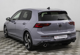 Подержанный автомобиль Volkswagen Golf GTI Hatchback 2021 года (7 фото)