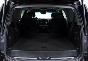 Подержанный автомобиль Chevrolet Tahoe 2015 года (19 фото)