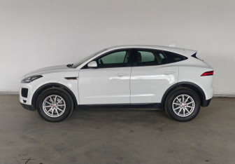 Подержанный автомобиль Jaguar E-Pace 2019 года (7 фото)