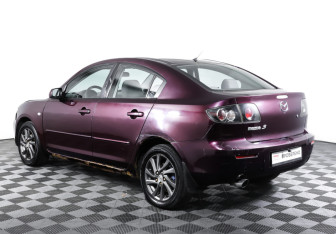 Подержанный автомобиль Mazda 3 Sedan 2007 года (7 фото)