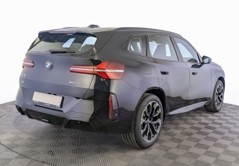 Новый BMW X3 2025 (2 фото)