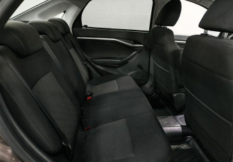 Подержанный автомобиль LADA (ВАЗ) Vesta Sedan 2017 года (12 фото)