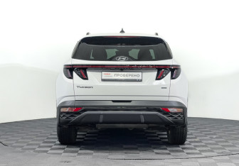 Подержанный автомобиль Hyundai Tucson 2024 года (6 фото)