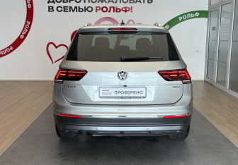 Подержанный автомобиль Volkswagen Tiguan 2018 года (5 фото)