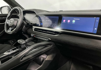 Подержанный автомобиль Geely Monjaro 2024 года (9 фото)