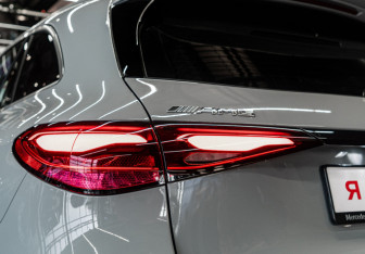 Новый Mercedes-Benz GLC AMG 2025 (11 фото)