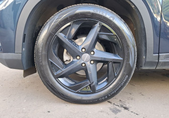 Подержанный автомобиль Omoda C5 2023 года (9 фото)