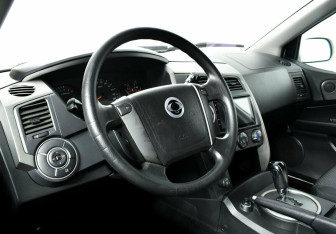 Подержанный автомобиль SsangYong Kyron 2014 года (8 фото)