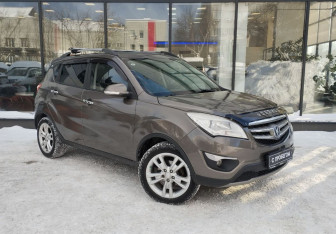 Подержанный автомобиль Changan CS35 2014 года (3 фото)